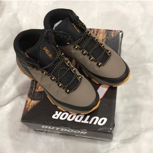 Fila  Trailizer 3 sneakers men’s size 8